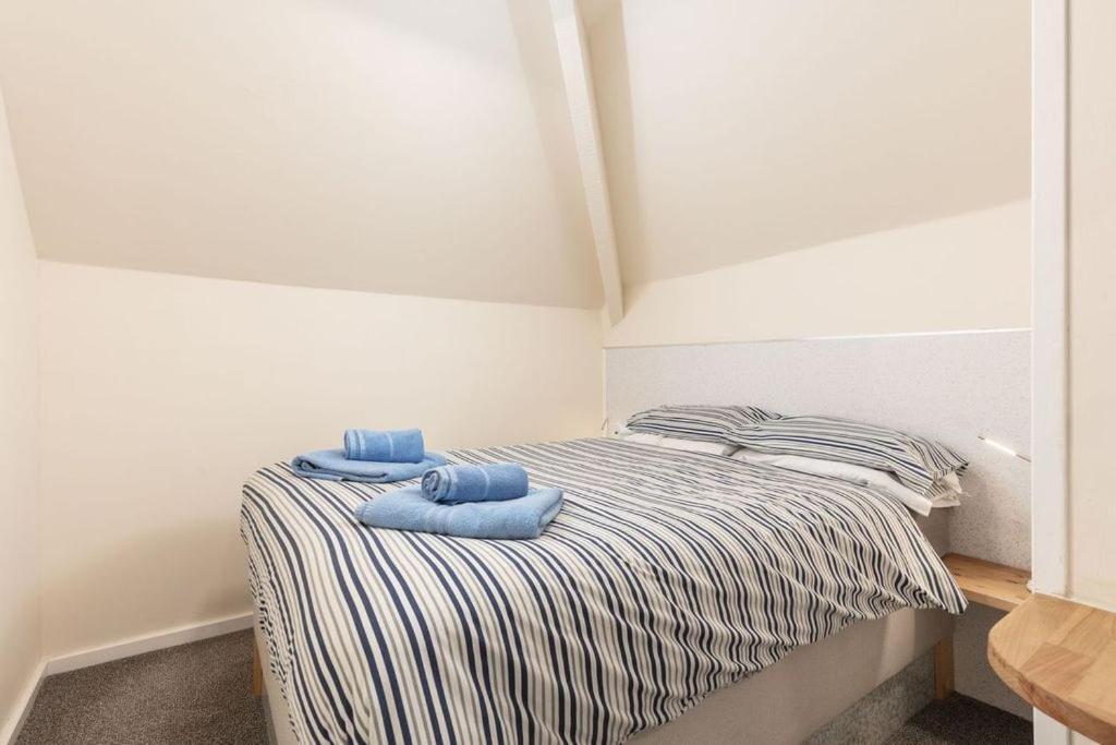 Silver Street Suites Whitby Zewnętrze zdjęcie