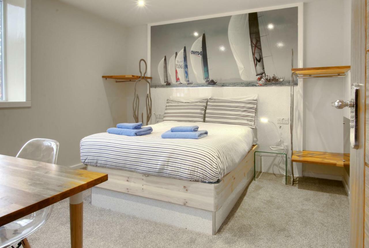 Silver Street Suites Whitby Zewnętrze zdjęcie